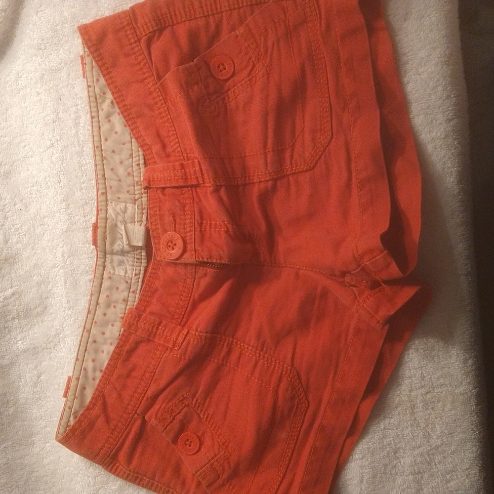 Aoropostale shorts juniors 1/2 but fit like a 3-5 juniors.